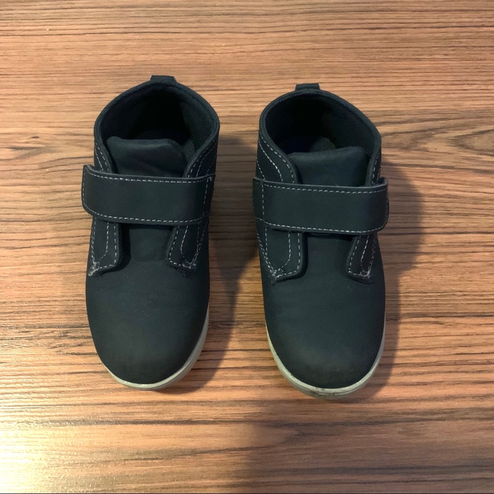 Smart fit Kids high top shoes